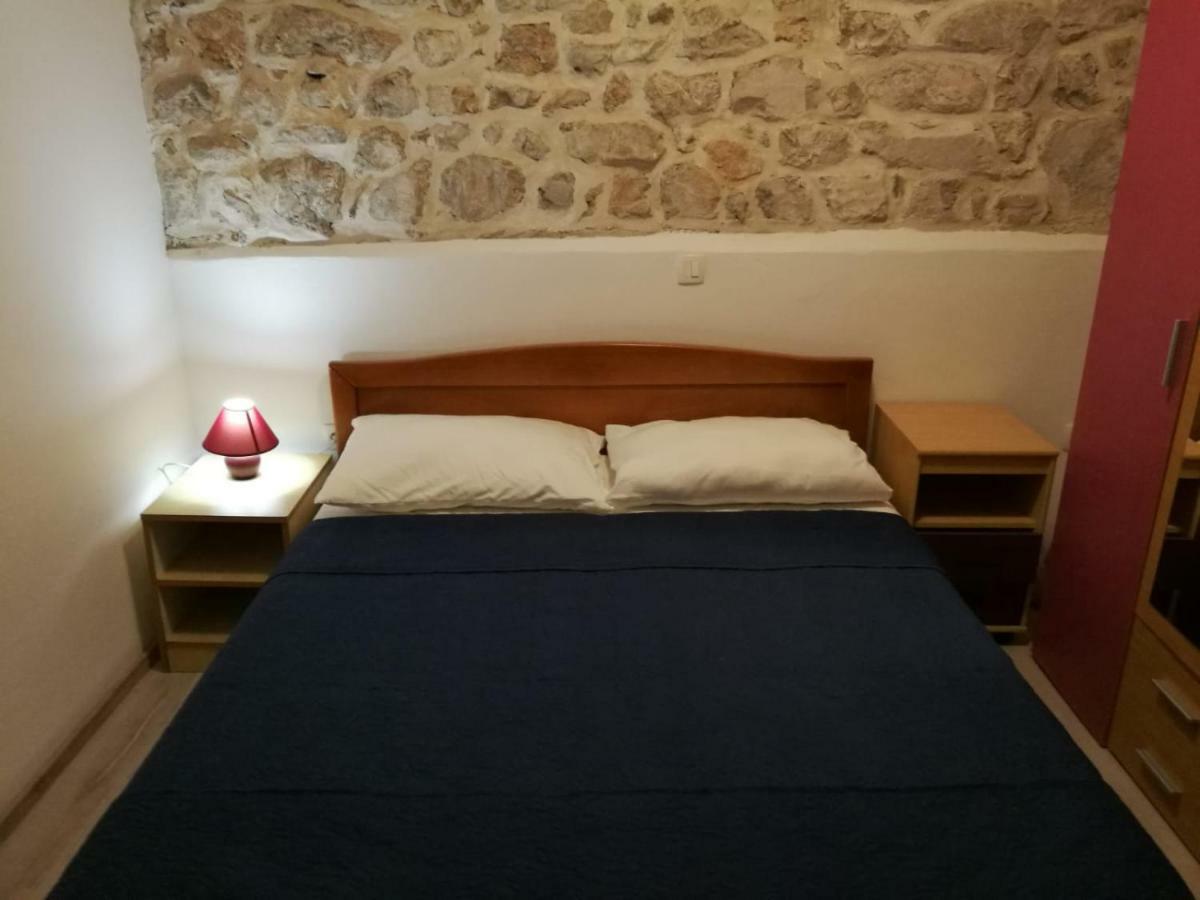 Apartment Ana 2 Sveti Filip i Jakov Esterno foto
